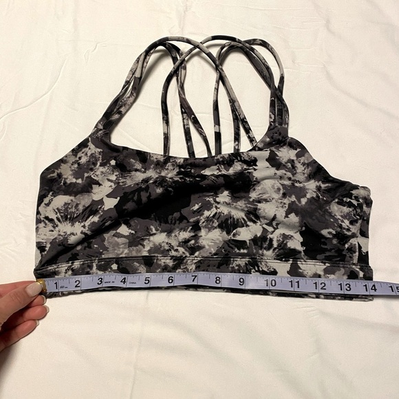 💚 Gapfit | Navy Blue Camouflage Sports Bra - Medium - Picture 2 of 5
